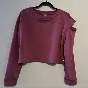 Daisy Fuentes Crop Top